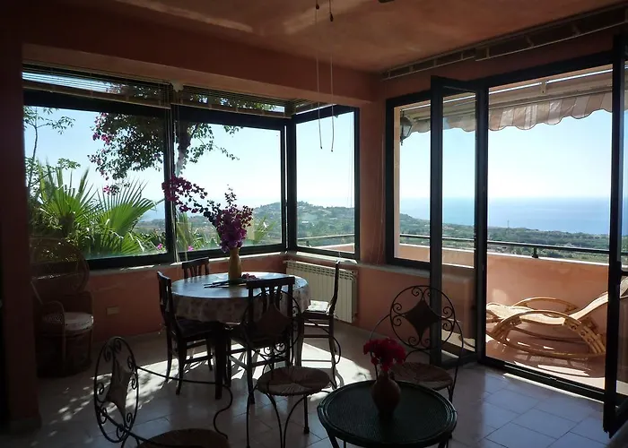 Panthea Capo Vaticano