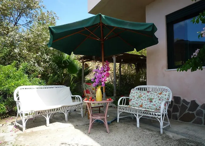 Panthea Apartman Capo Vaticano