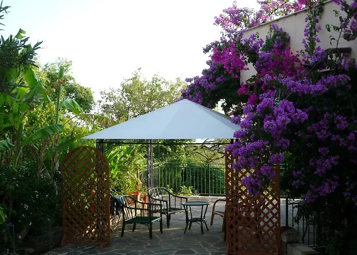 Panthea Apartman Capo Vaticano