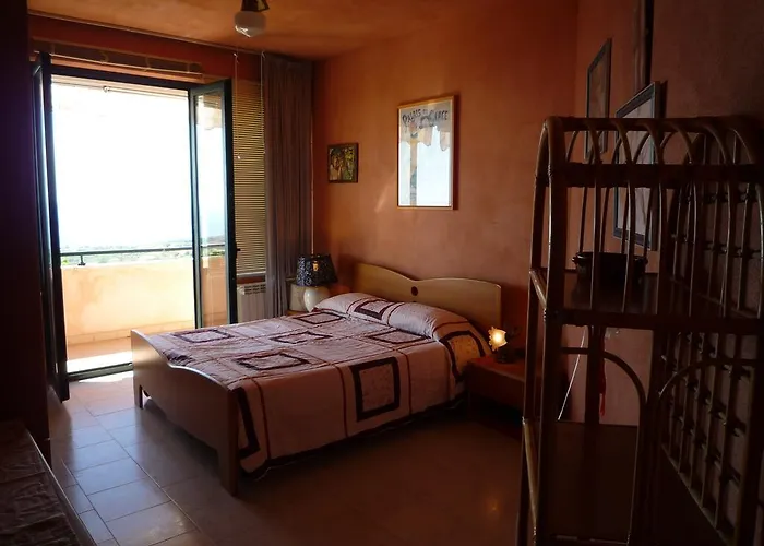 Panthea Capo Vaticano